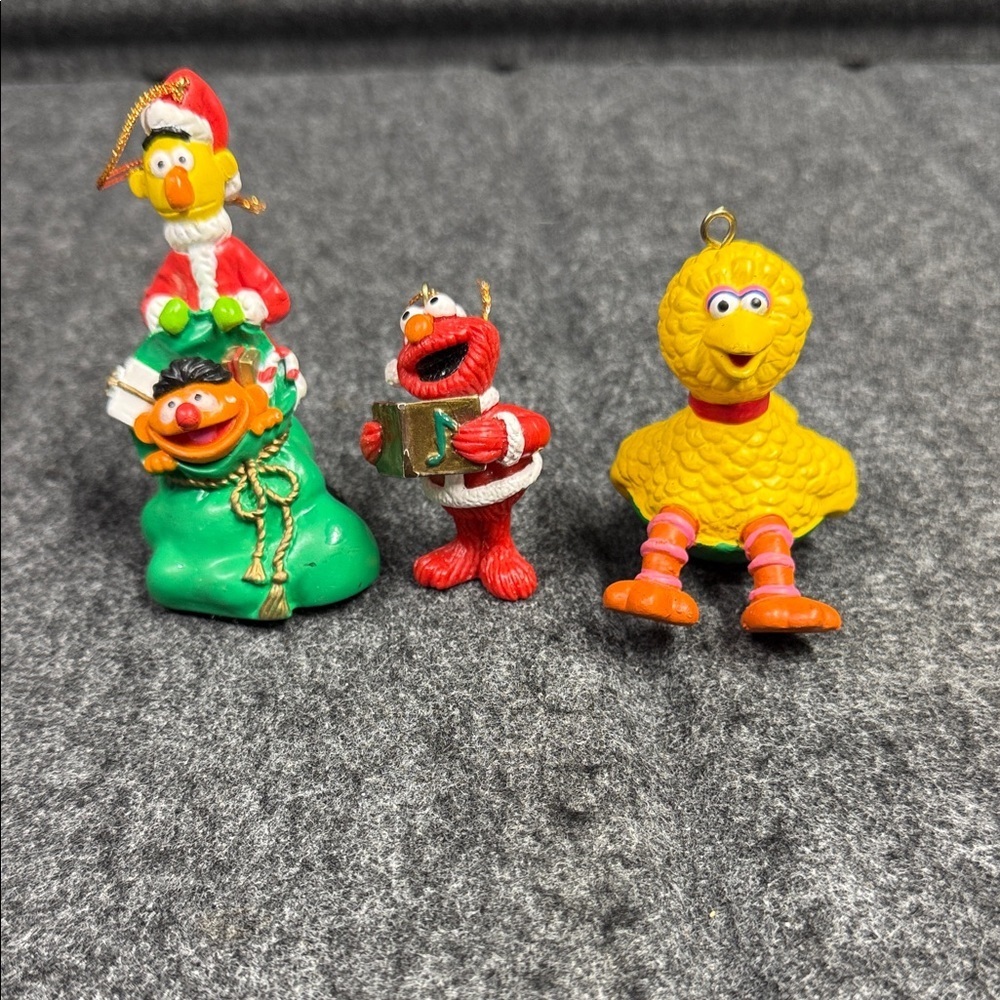 1998 Vintage Sesame Street Holiday Action Ornaments - Red, Green, Yellow